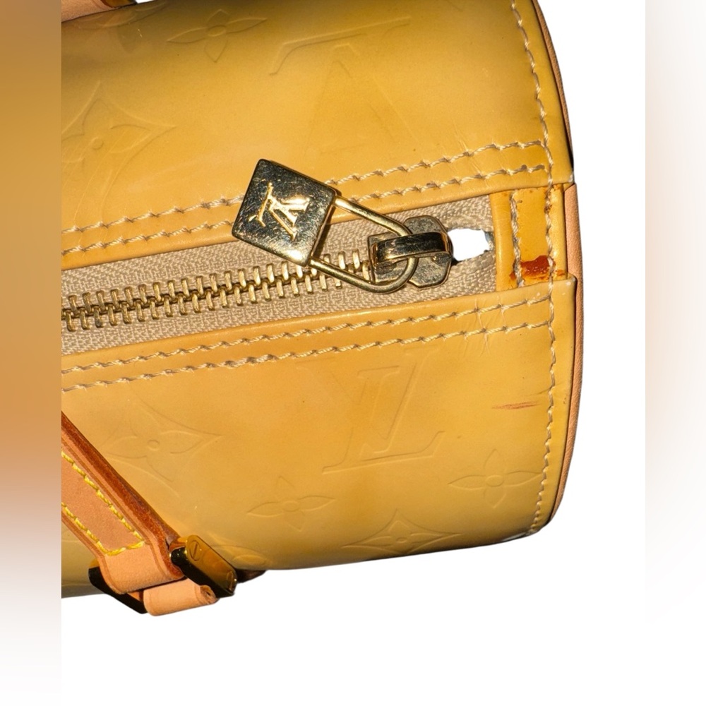 Louis Vuitton Vernis Monogram Bedford Bag GUC - Picture 10 of 10